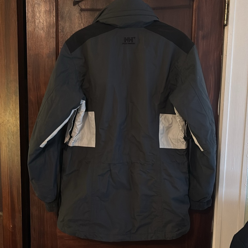 Helly Hansen Gray Jacket with White Logo - image 5
